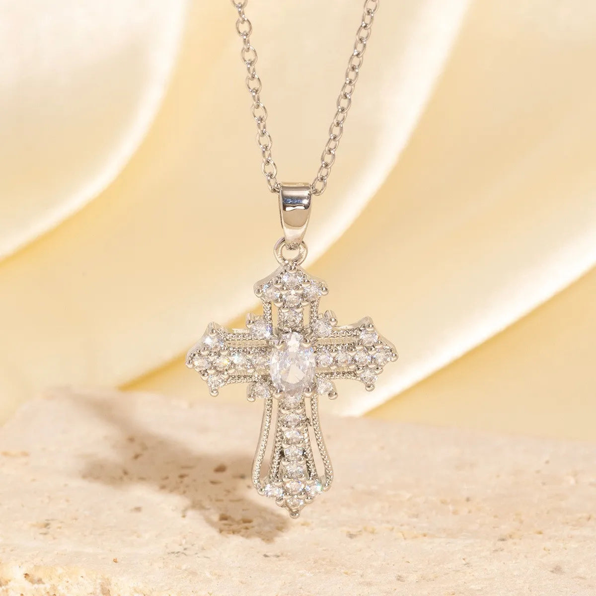 Vintage Cross Necklace - Exquisite Rhinestone Pendant Clavicle Chain