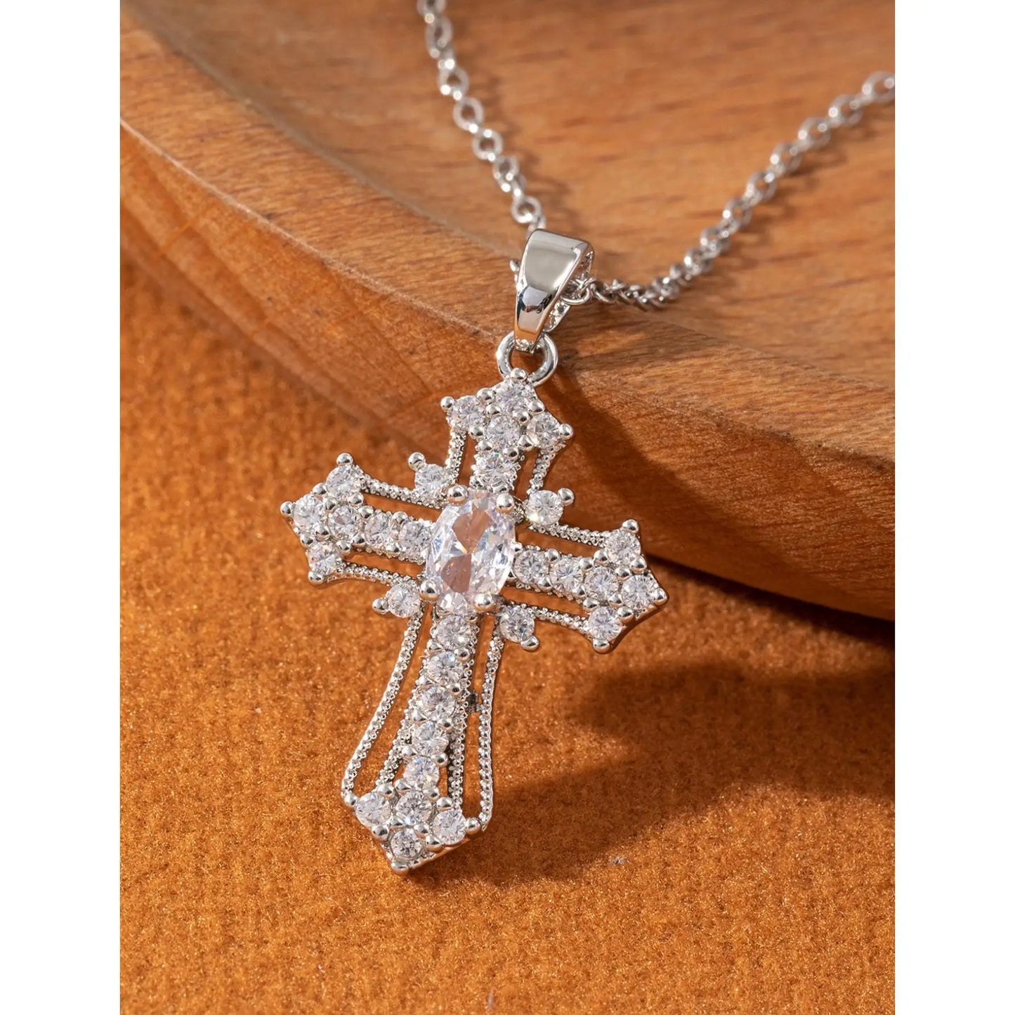 Vintage Cross Necklace - Exquisite Rhinestone Pendant Clavicle Chain